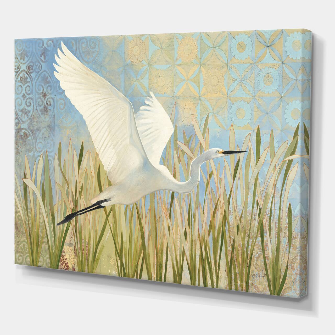 Designart - Snowy Egret in Flight vII - Farmhouse Canvas Artwork